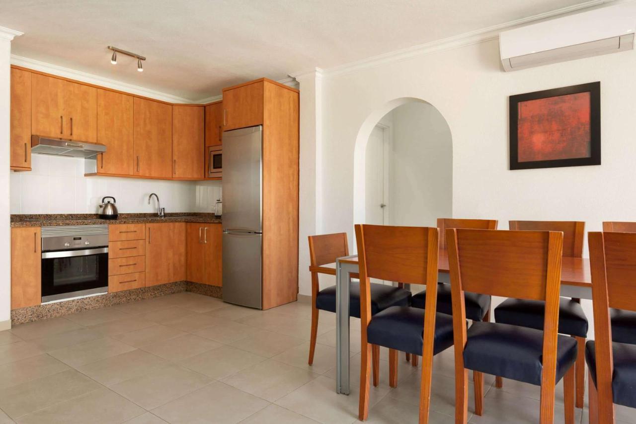 Ramada Residences By Wyndham Costa Adeje מראה חיצוני תמונה