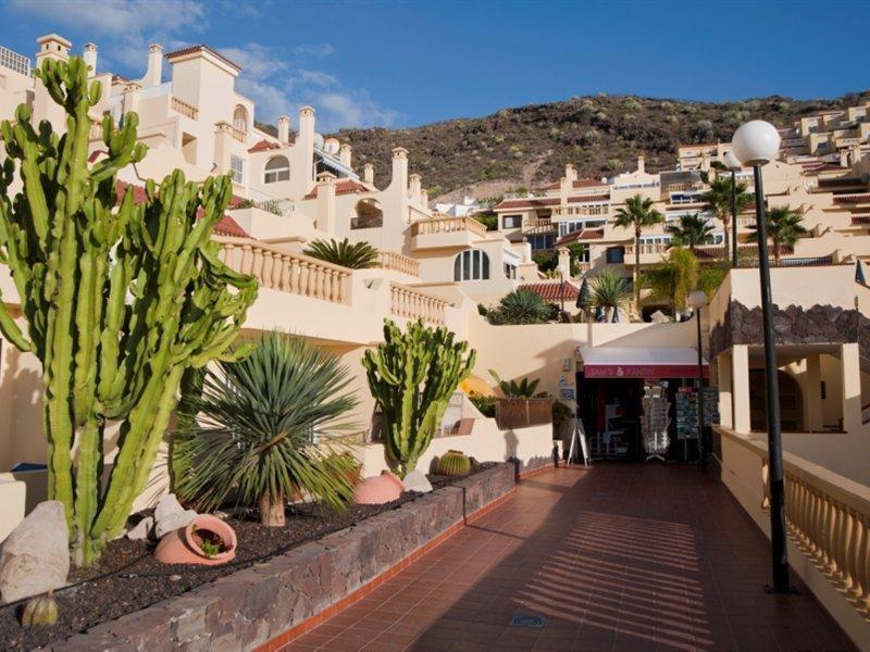 Ramada Residences By Wyndham Costa Adeje מראה חיצוני תמונה